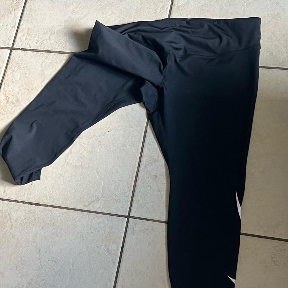 Women’s  Black Leggings